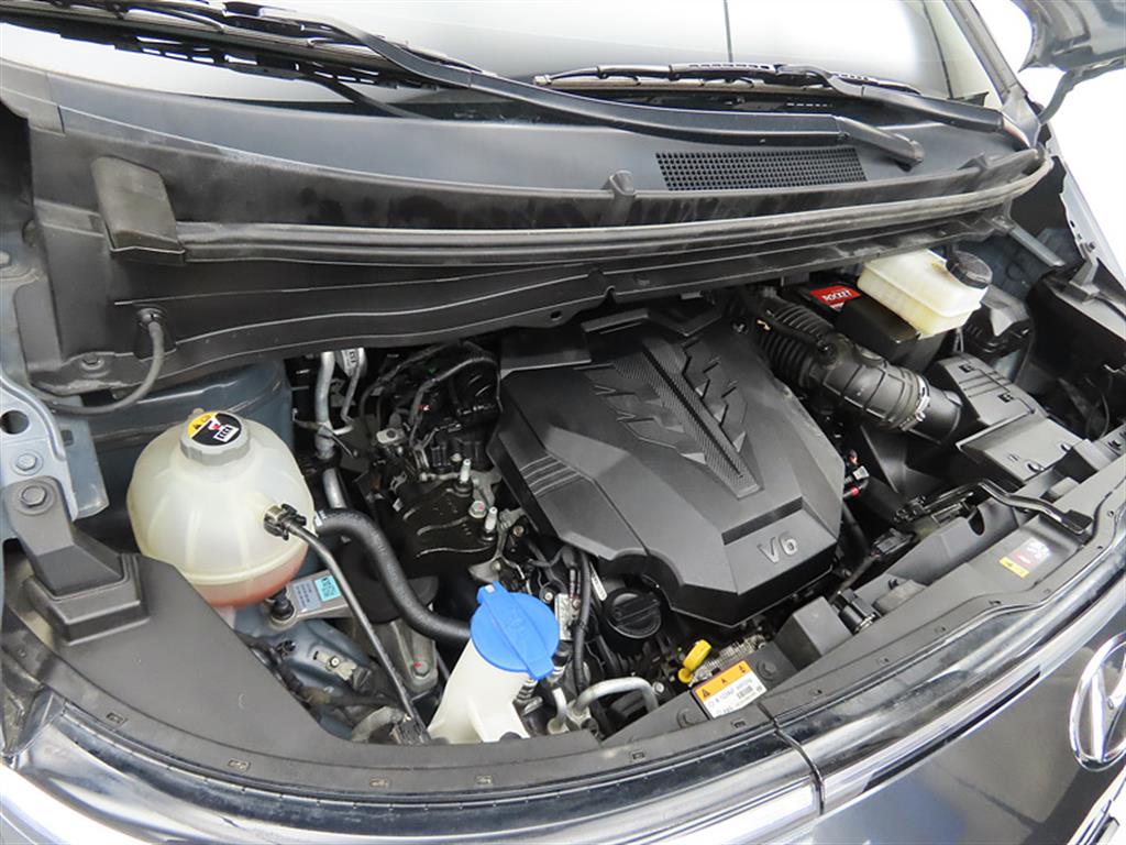 HYUNDAI Staria 2023 Gris - Importación desde Corea - HF Imports Iquique - Foto 19