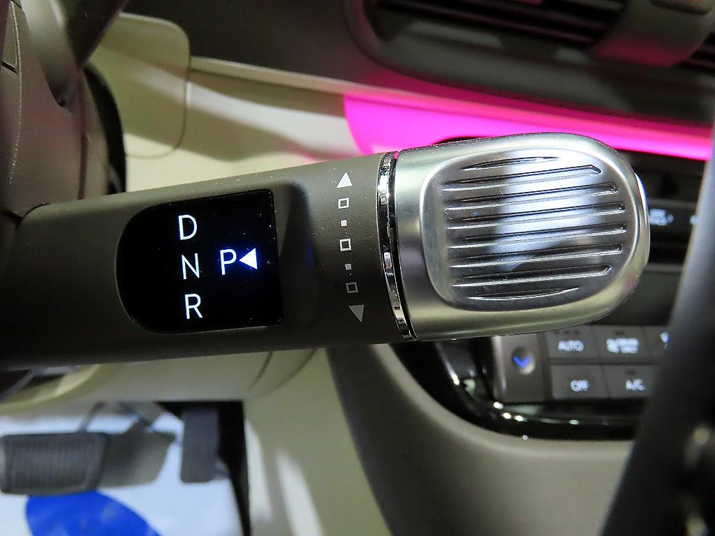 HYUNDAI Casper - Vista 12