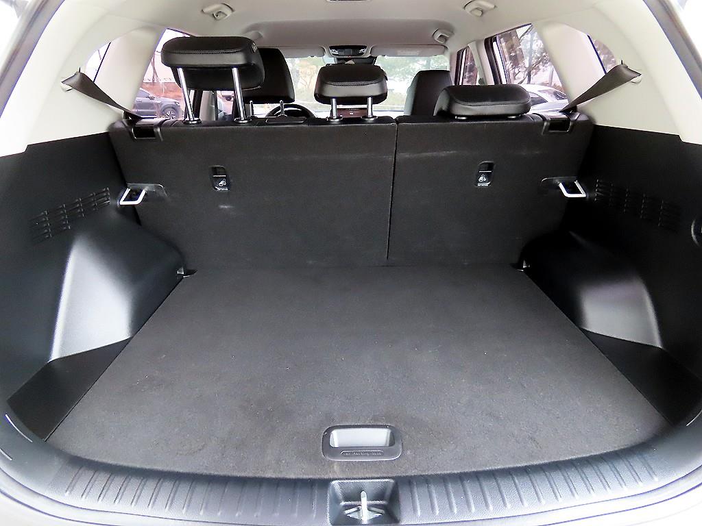 KIA Seltos 2023 Blanco - Importación desde Corea - HF Imports Iquique - Foto 17