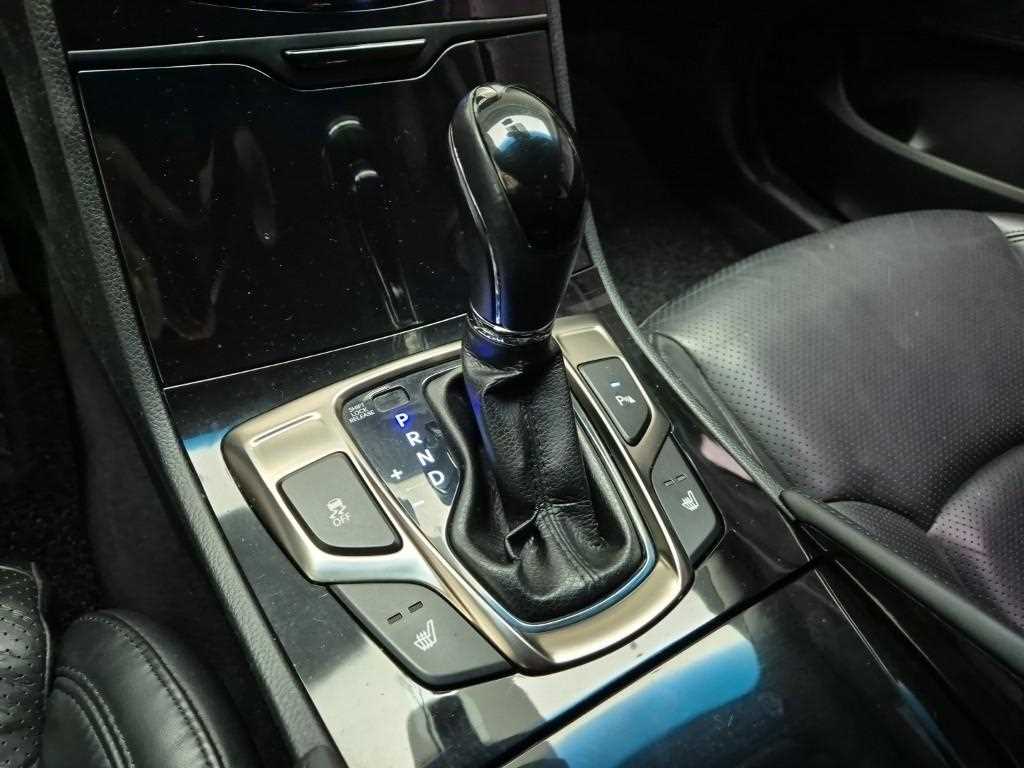 HYUNDAI Grandeur - Vista 8