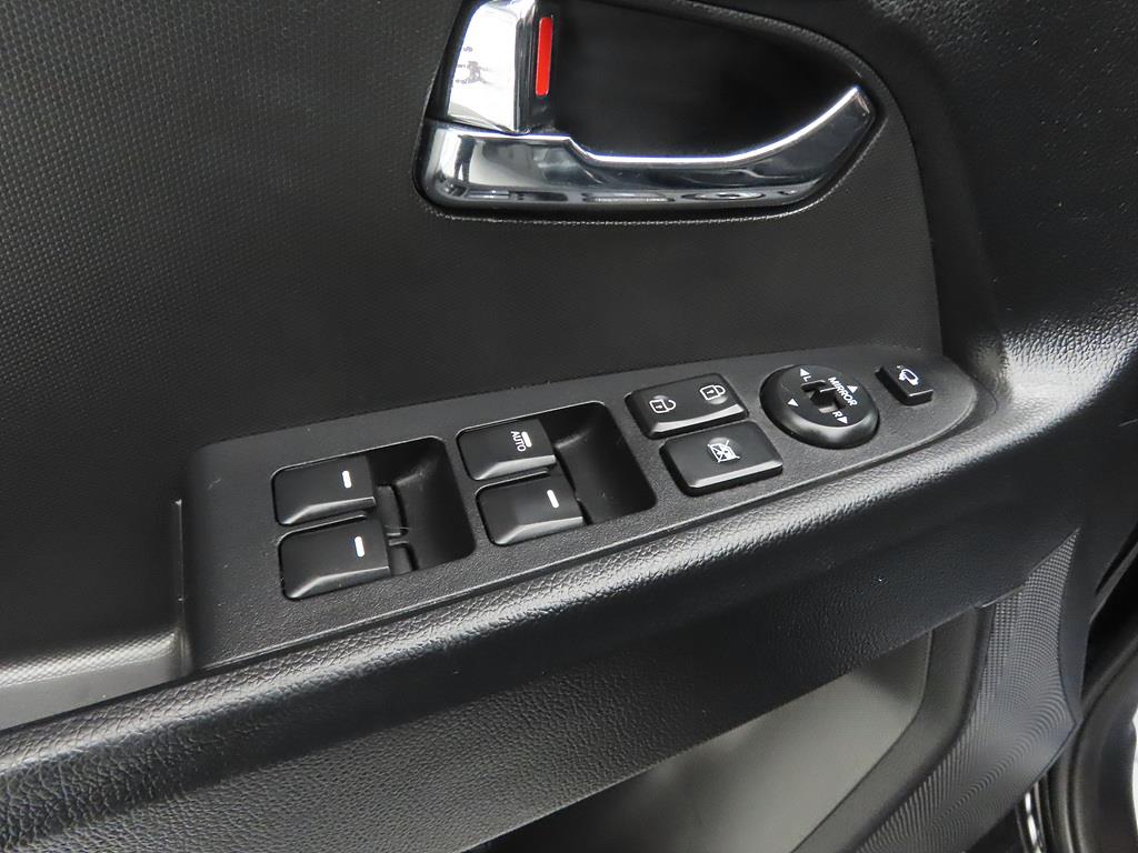 KIA Sportage 2011 Negro - Importación desde Corea - HF Imports Iquique - Foto 14