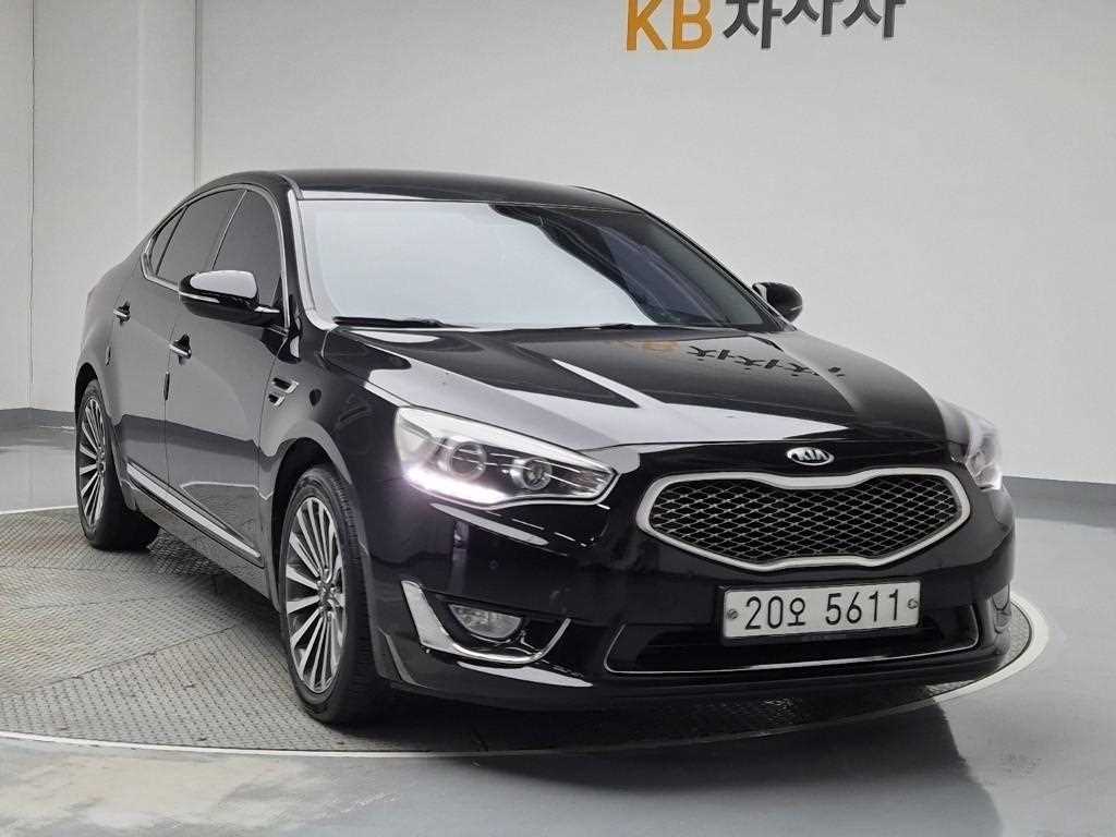 KIA K7 - Vista 4