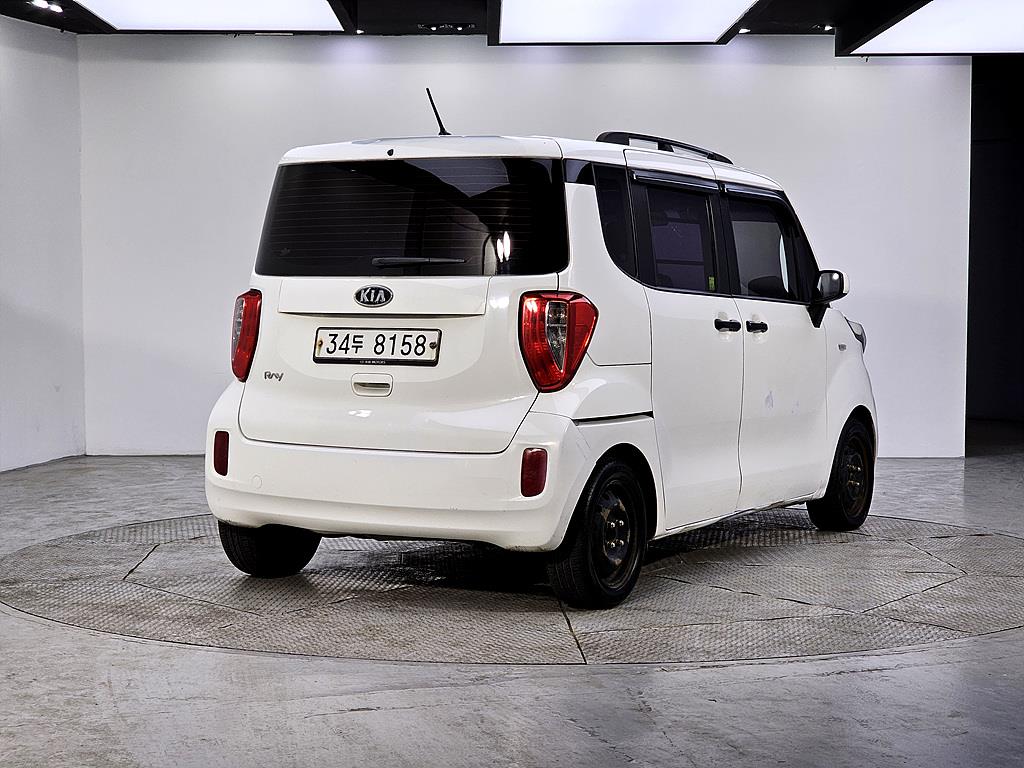 KIA Ray - Vista 4