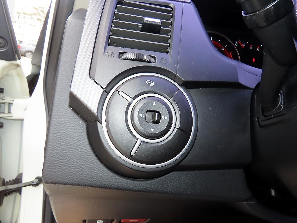 Ssangyong Korando - Vista 12