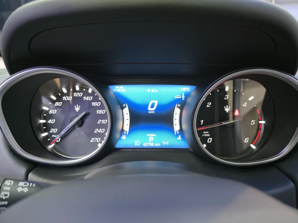 Maserati Levante - Vista 8