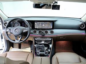 Mercedes Benz E class - Vista 10