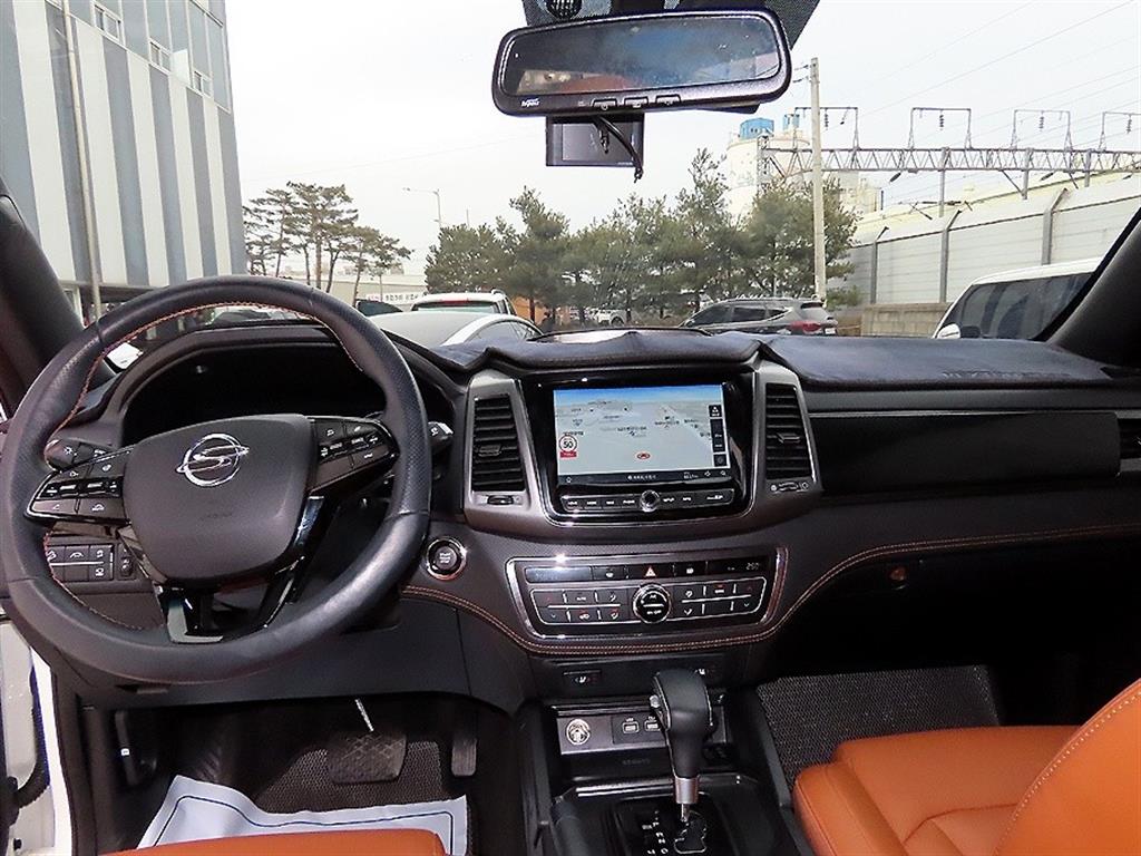 Ssangyong Rexton - Vista 7