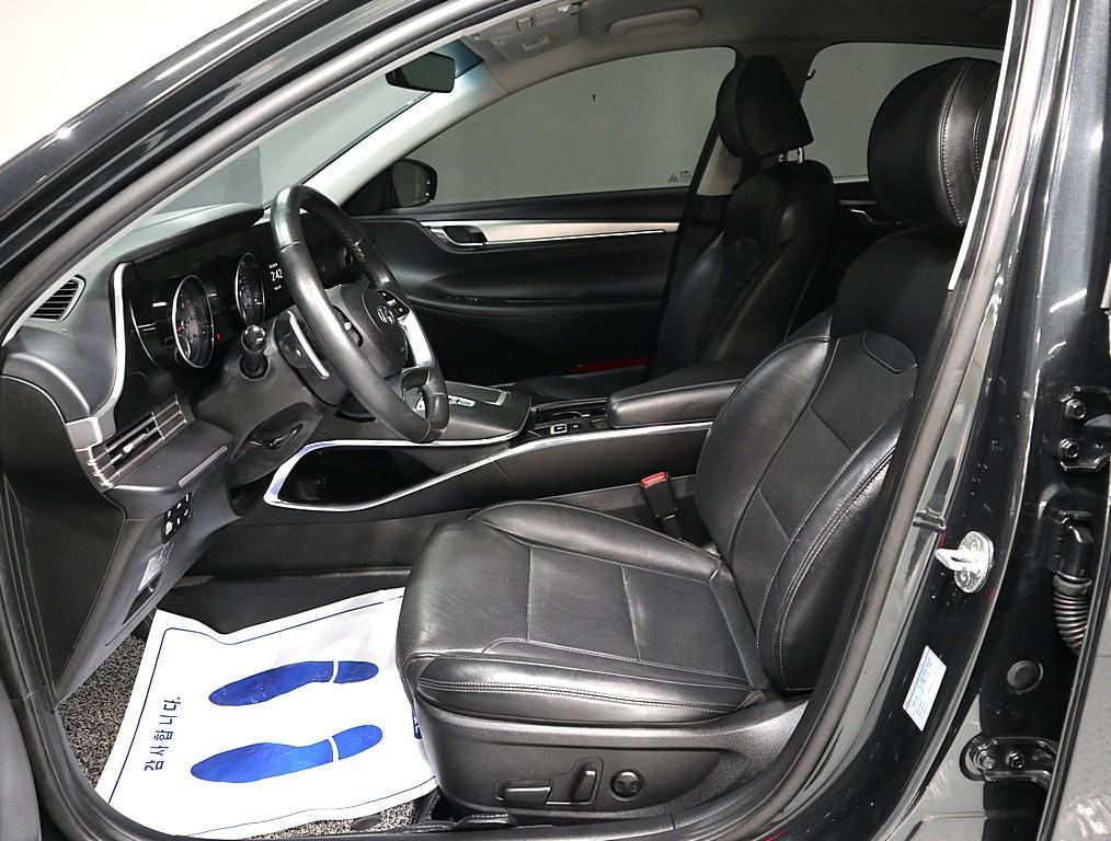 HYUNDAI Grandeur - Vista 9