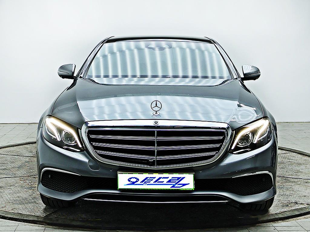 Mercedes Benz E class 2019 Gris - Importación desde Corea - HF Imports Iquique - Foto 1