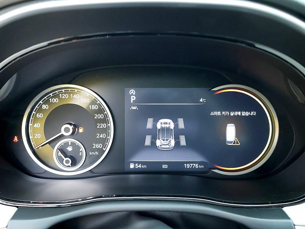 Genesis GV70 - Vista 11