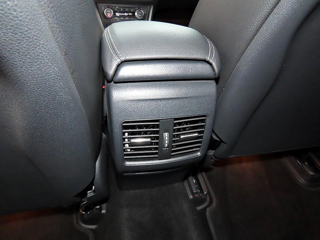 Mercedes Benz CLA Class 2016 Gris - Importación desde Corea - HF Imports Iquique - Foto 17