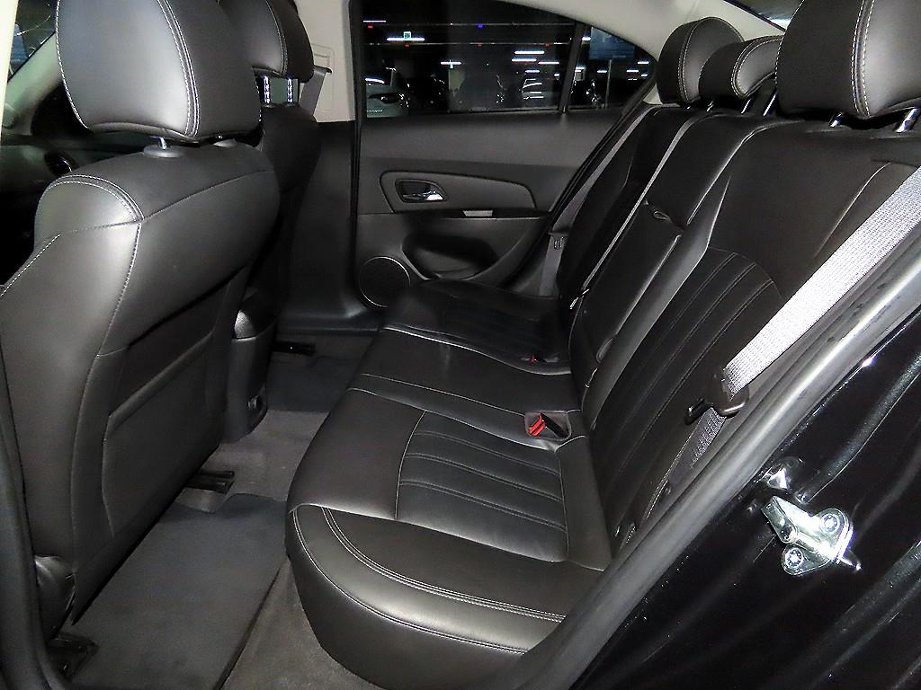 Chevrolet Cruise - Vista 7