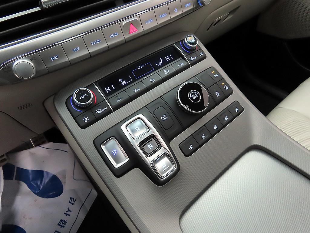 HYUNDAI Palisade - Vista 10