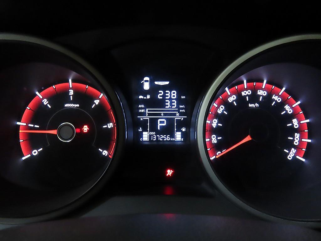 Ssangyong Tivoli - Vista 9