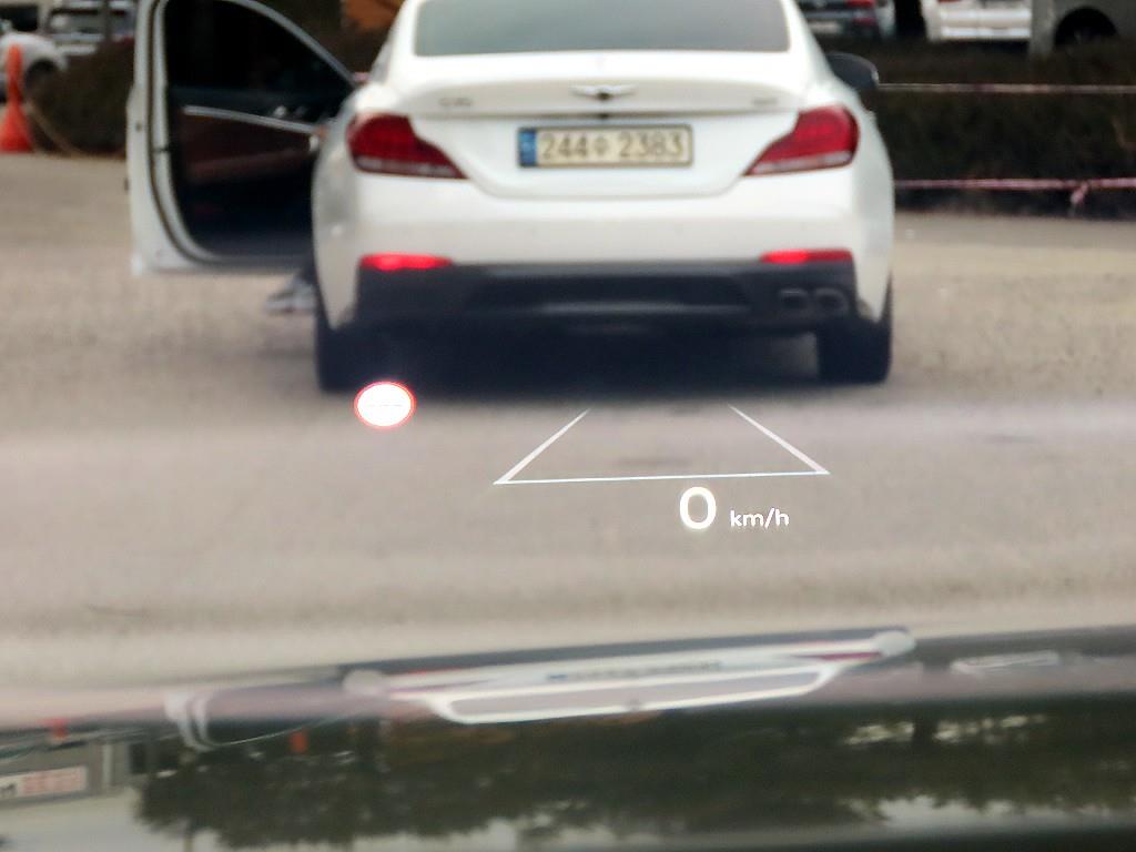 HYUNDAI Grandeur - Vista 10