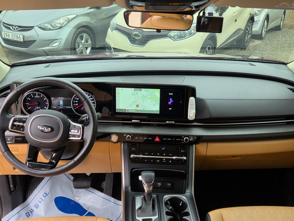 KIA Carnival - Vista 7