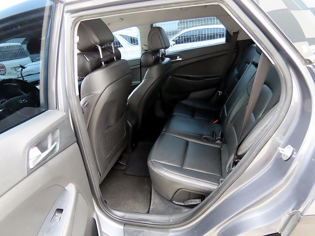 HYUNDAI Tucson - Vista 6