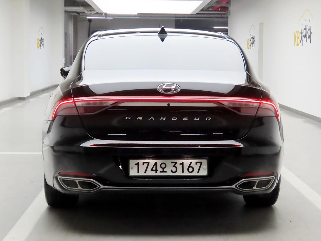 HYUNDAI Grandeur - Vista 3