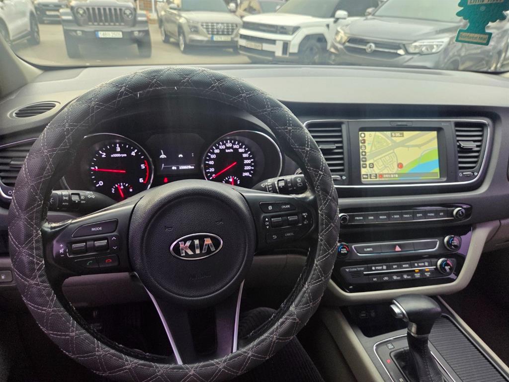 KIA Carnival 2017 Blanco - Importación desde Corea - HF Imports Iquique - Foto 19