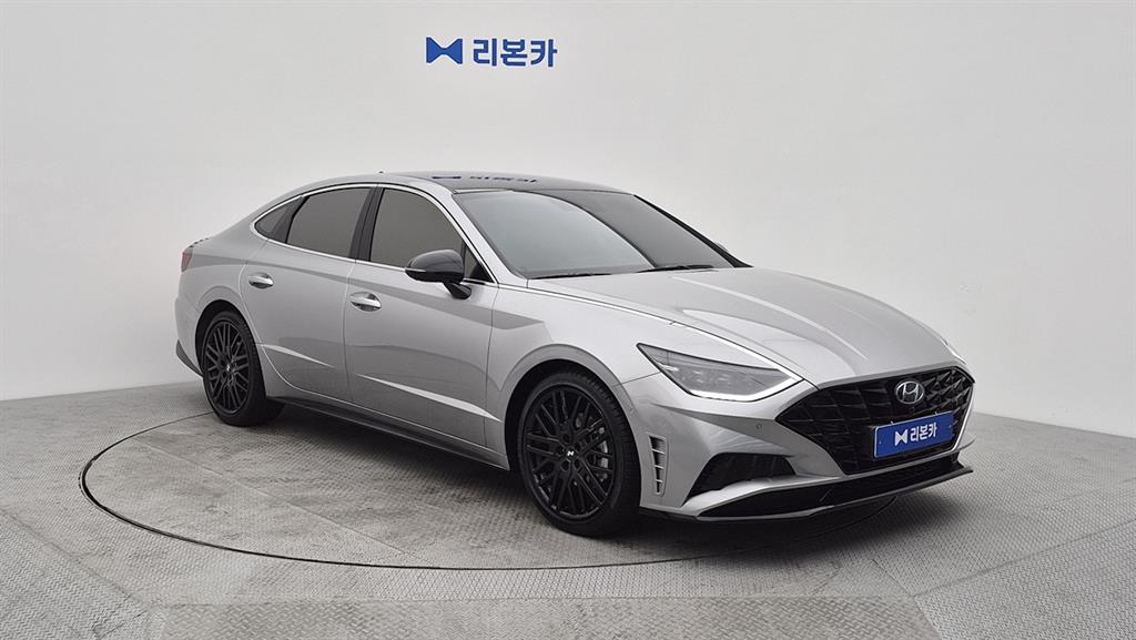 HYUNDAI Sonata - Vista 2