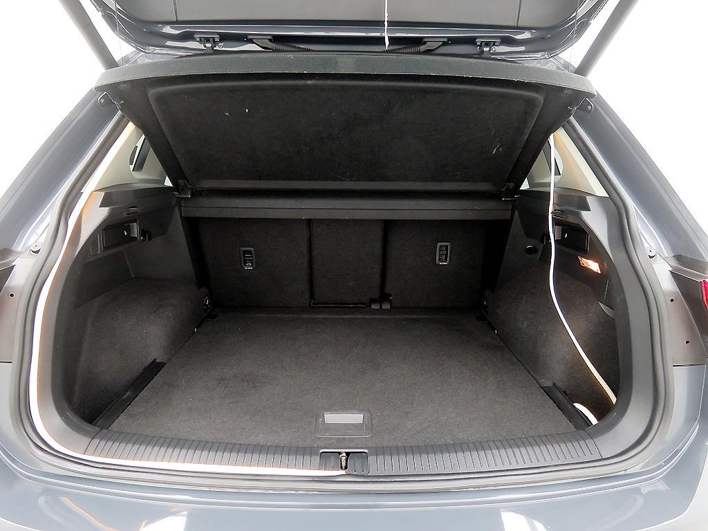 Volkswagen Tiguan - Vista 5