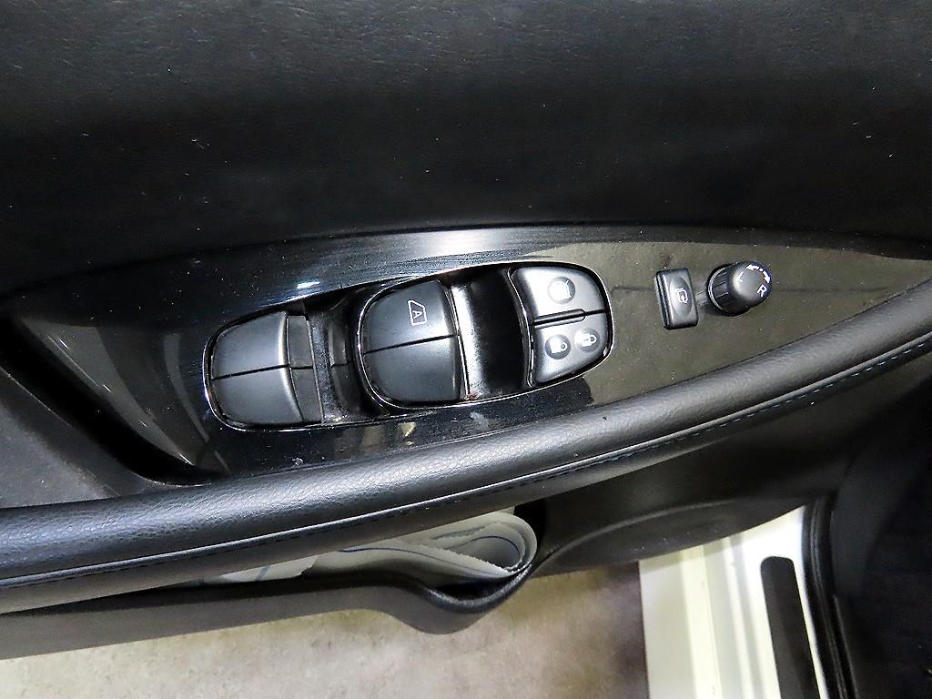 Nissan Leaf - Vista 12