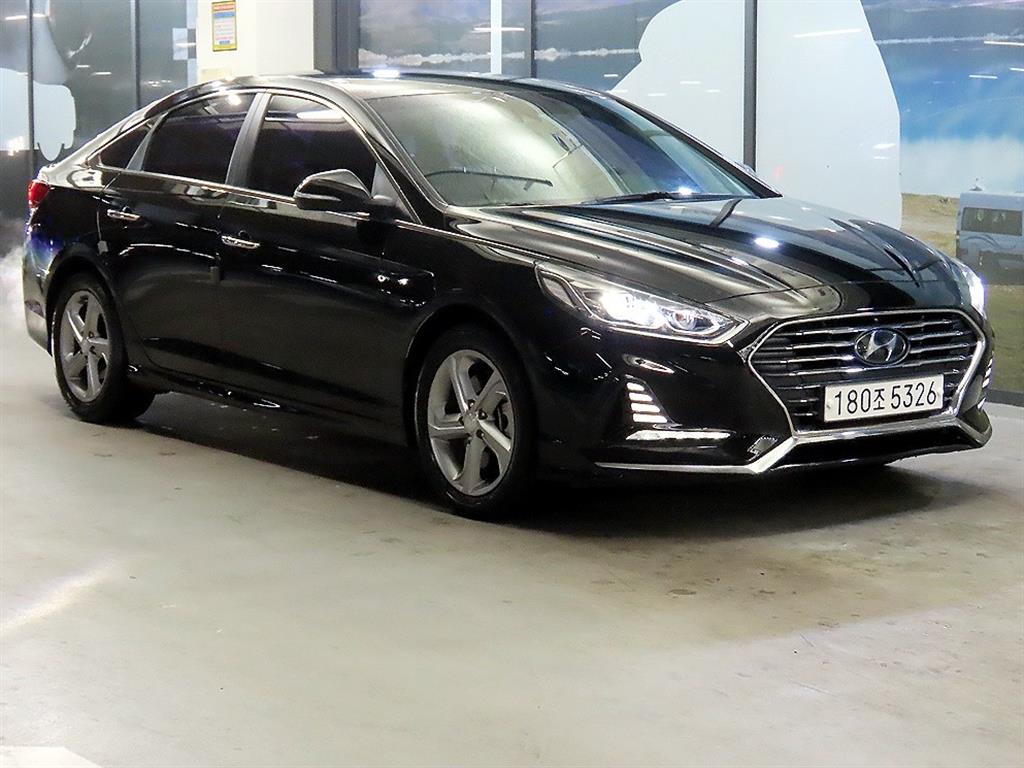 HYUNDAI Sonata 2018 Negro - Importación desde Corea - HF Imports Iquique - Foto 1