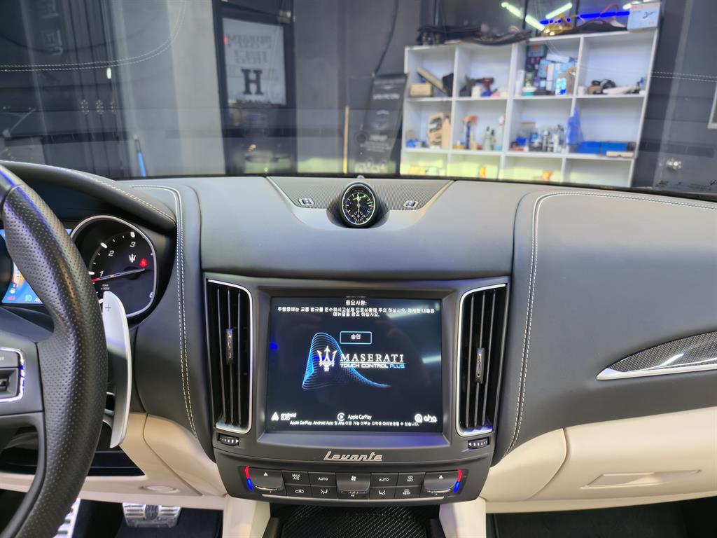 Maserati Levante - Vista 11