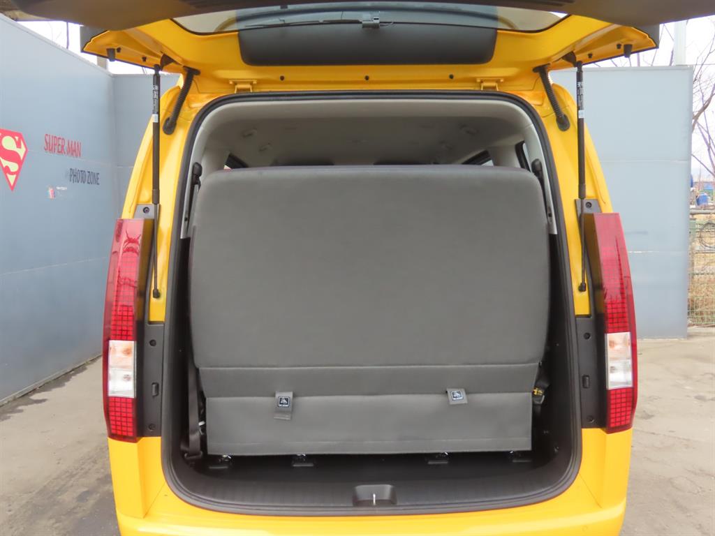 HYUNDAI Staria - Vista 9