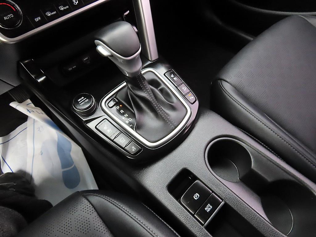 KIA Seltos - Vista 10