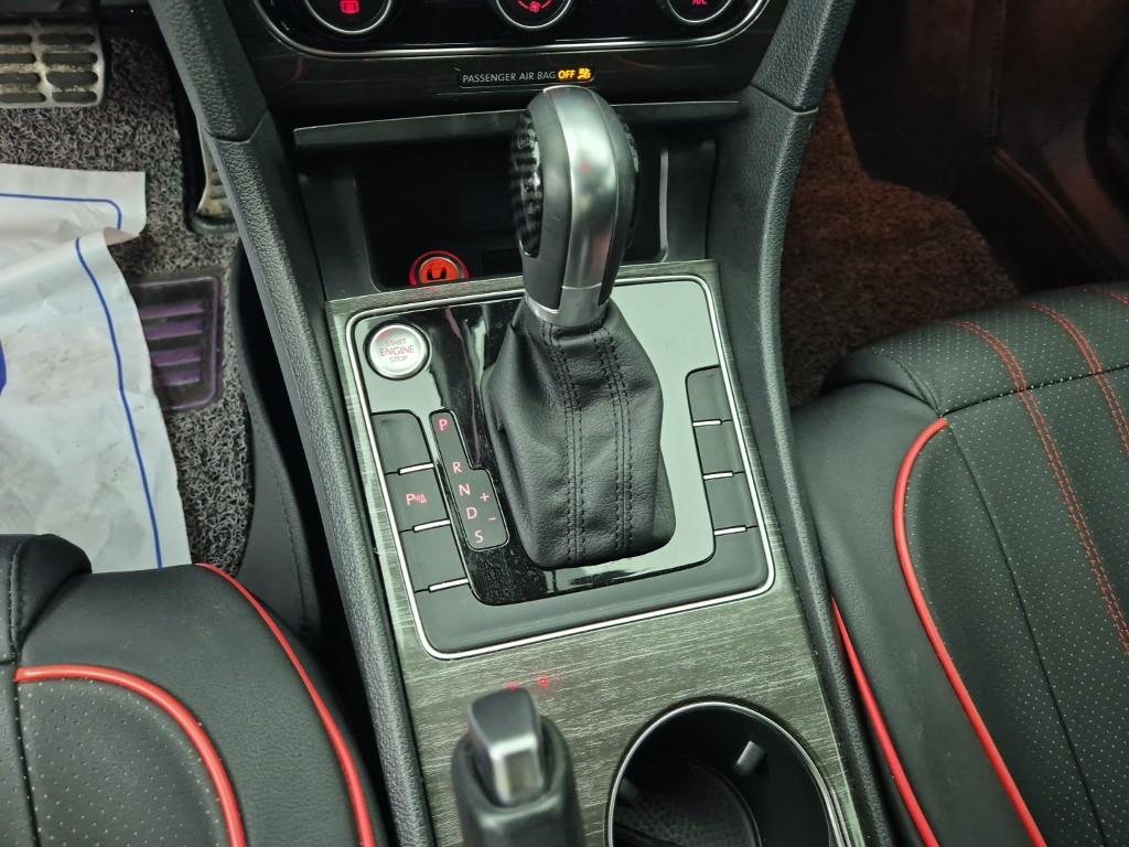 Volkswagen Passat - Vista 8