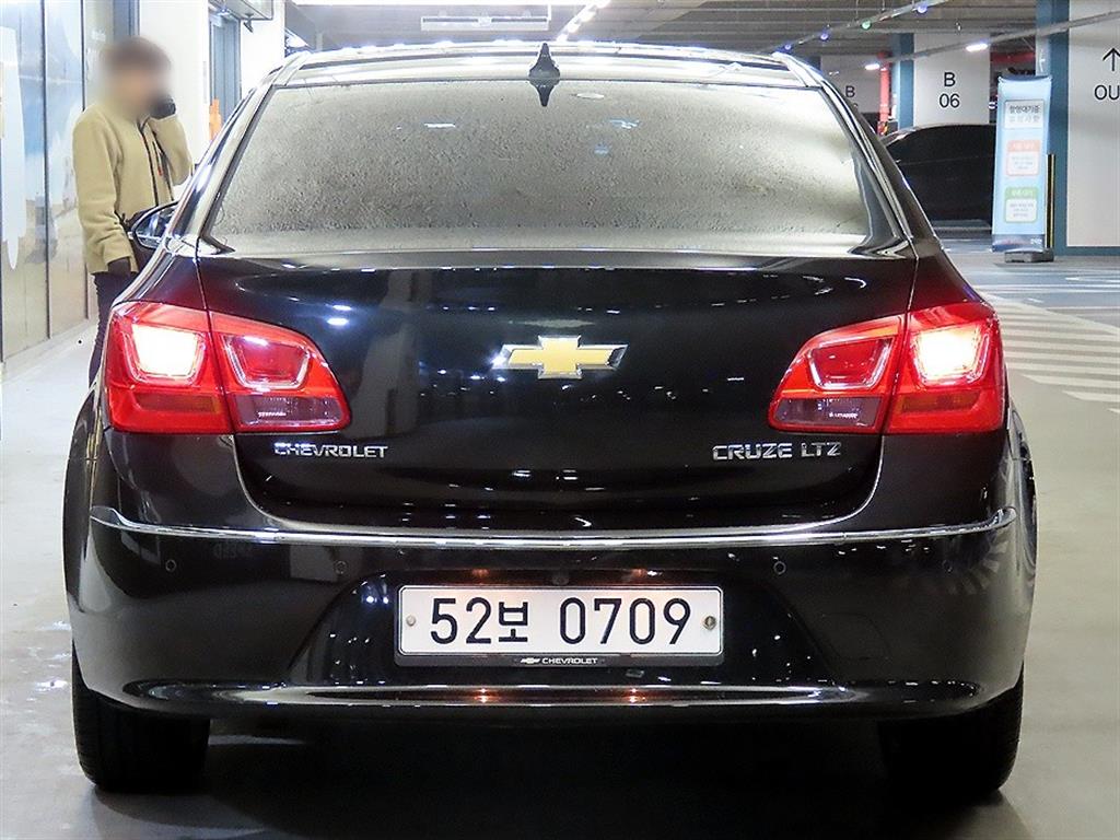 Chevrolet Cruise - Vista 5