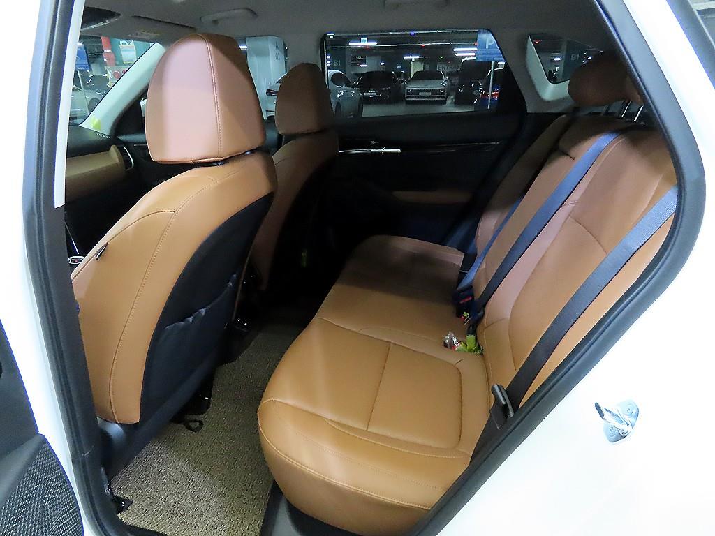 KIA Seltos - Vista 7