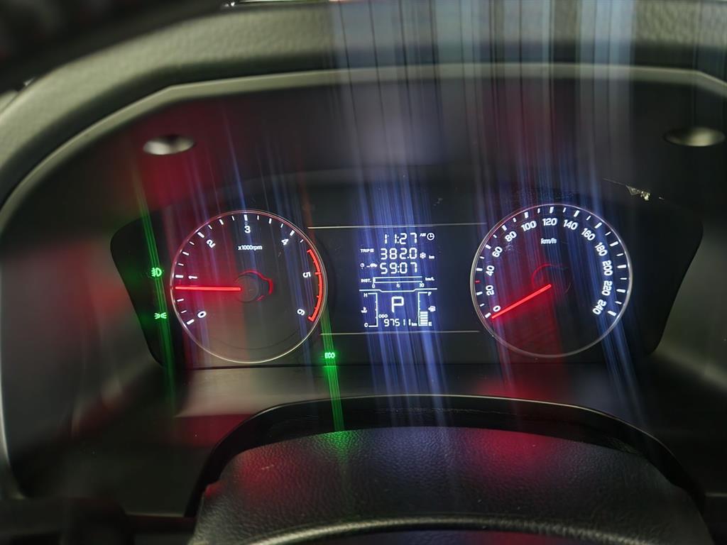 Ssangyong Rexton - Vista 9