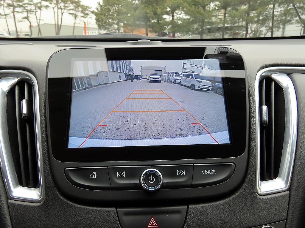 Chevrolet Malibu 2017 Blanco - Importación desde Corea - HF Imports Iquique - Foto 13