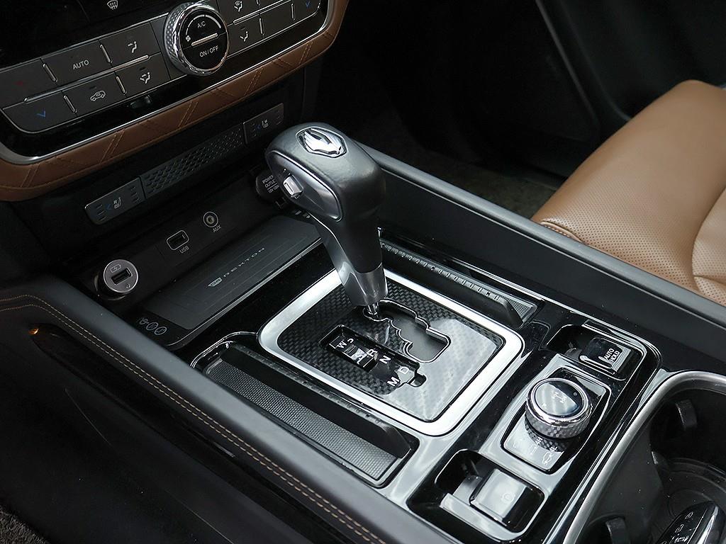 Ssangyong Rexton 2020 the color of pearl - Importación desde Corea - HF Imports Iquique - Foto 10