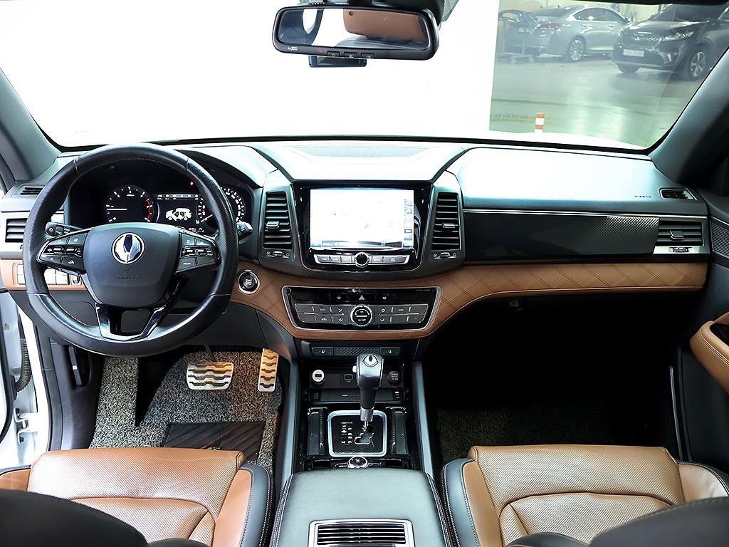 Ssangyong Rexton - Vista 9