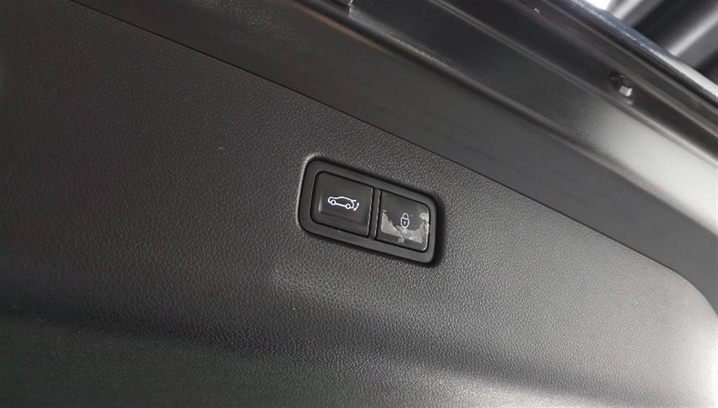 Genesis GV70 2022 Negro - Importación desde Corea - HF Imports Iquique - Foto 20