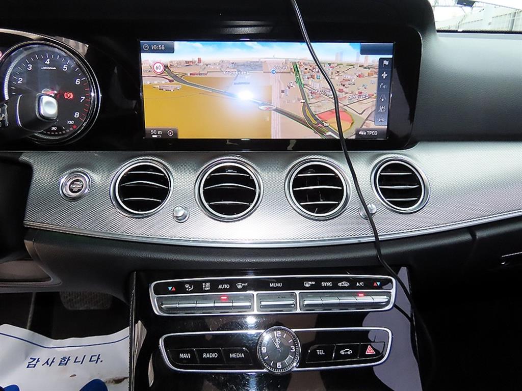 Mercedes Benz E class 2017 Blanco - Importación desde Corea - HF Imports Iquique - Foto 14