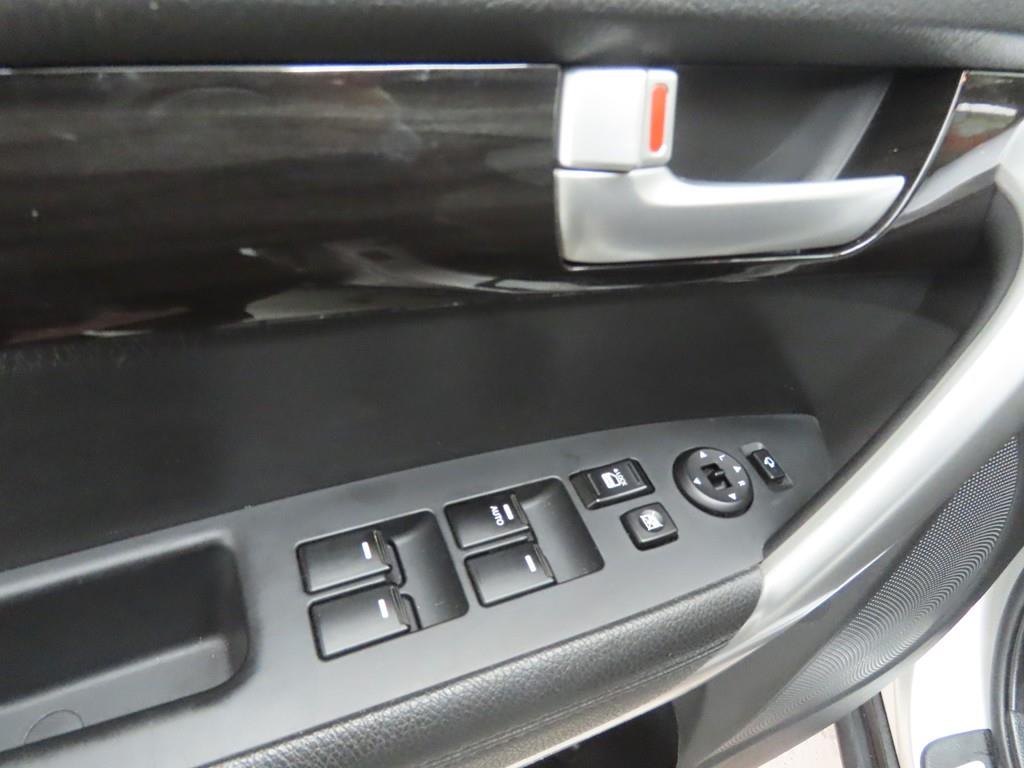 KIA Sorento - Vista 9