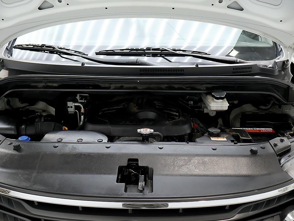 HYUNDAI Starex 2021 Blanco - Importación desde Corea - HF Imports Iquique - Foto 8