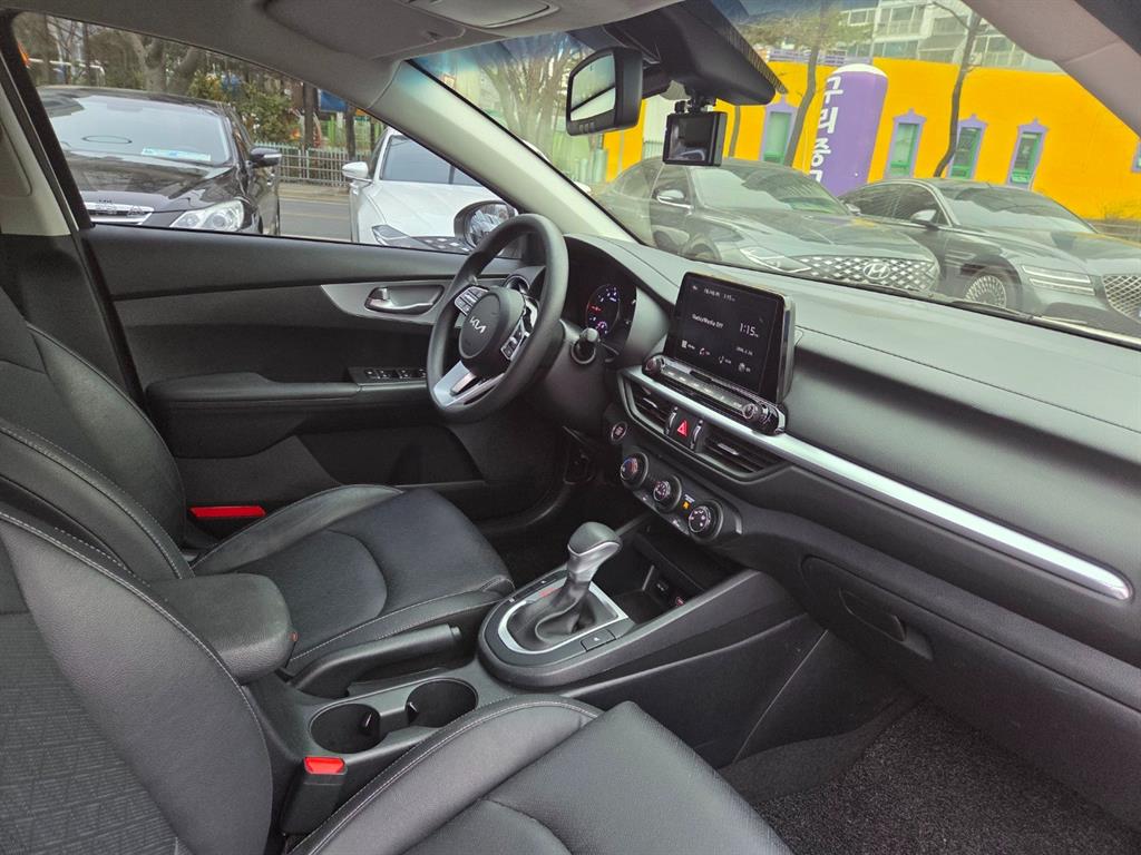 KIA K3 2024 Blanco - Importación desde Corea - HF Imports Iquique - Foto 18