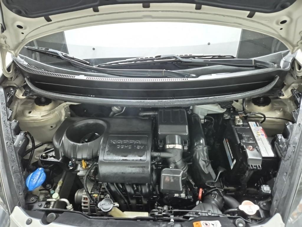 KIA Morning - Vista 5