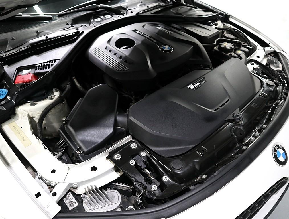 BMW 4 Series - Vista 5