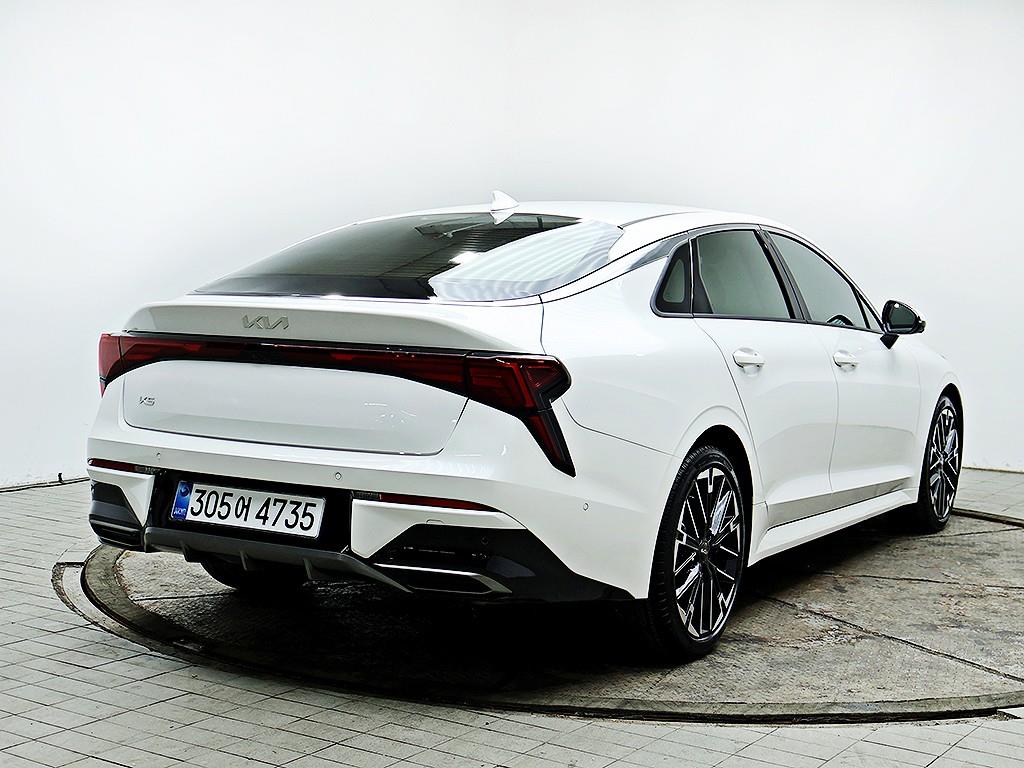 KIA K5 - Vista 7