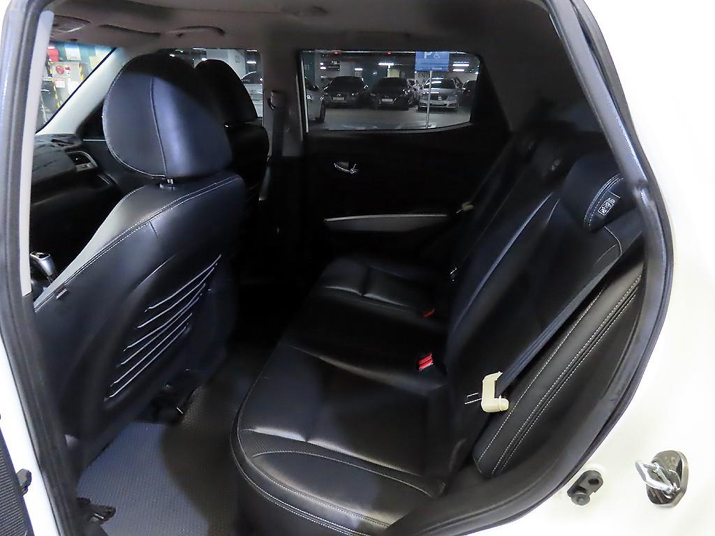 Ssangyong Tivoli - Vista 7