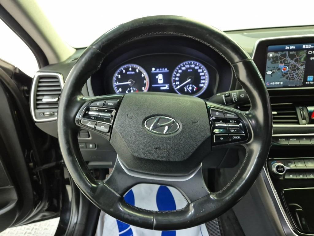 HYUNDAI Grandeur - Vista 9