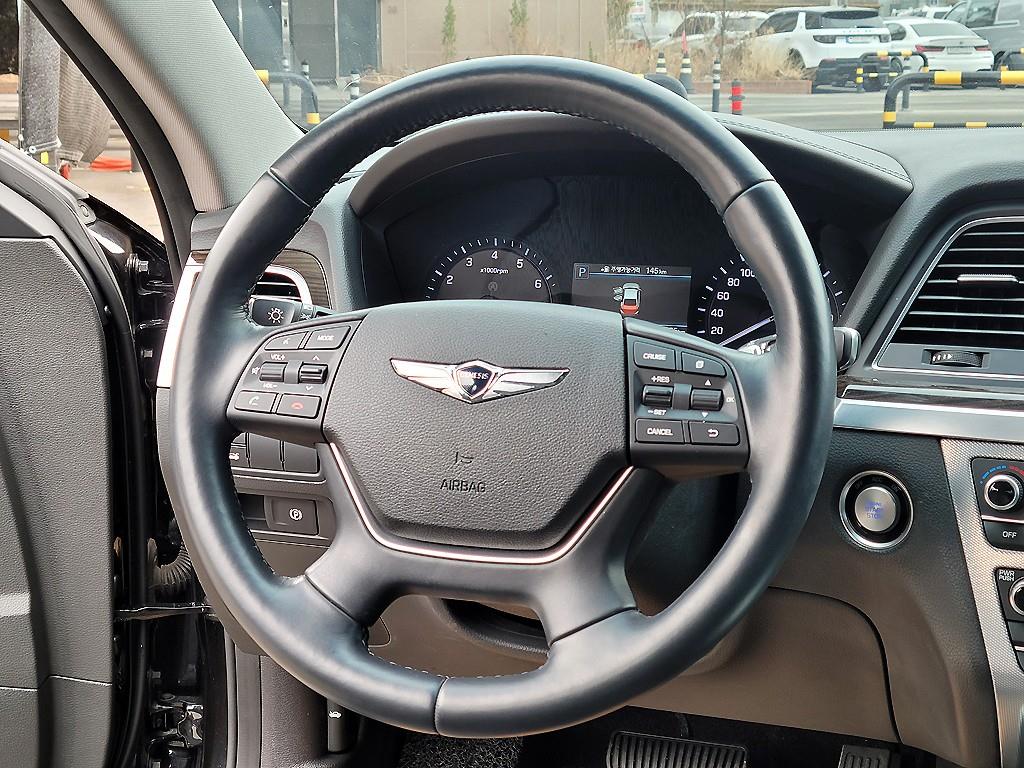 Genesis G80 - Vista 8