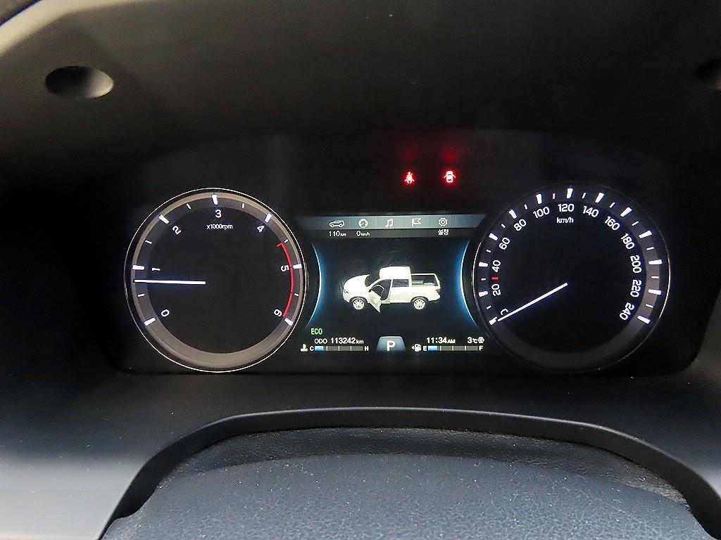 Ssangyong Rexton - Vista 9