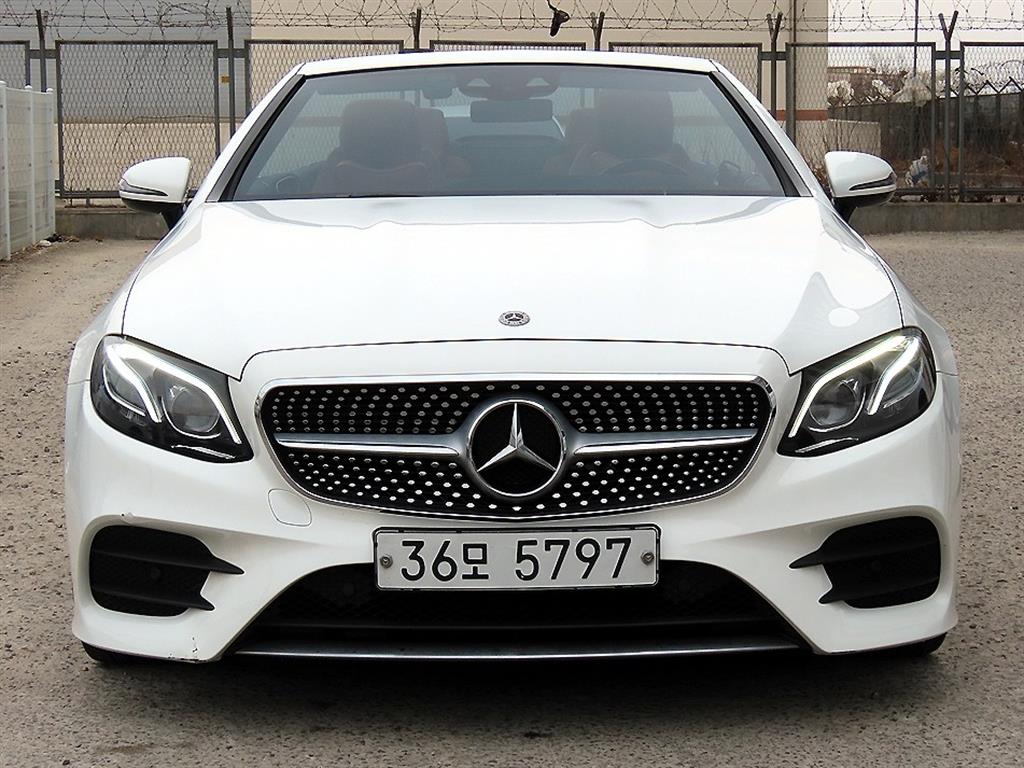 Mercedes Benz E class - Vista 5